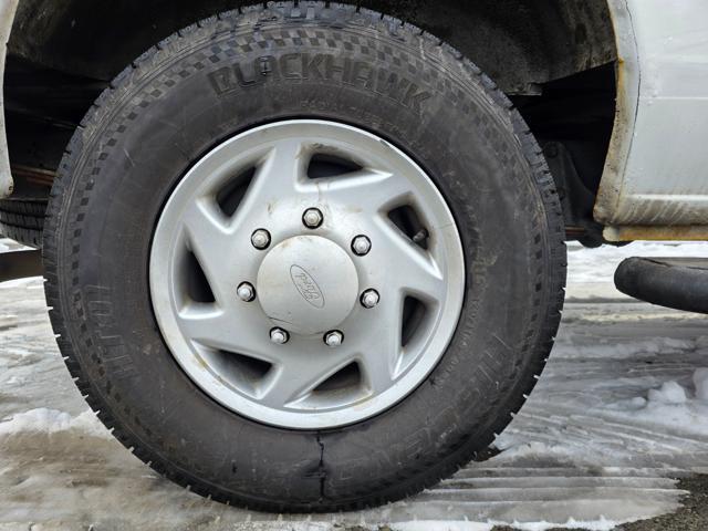 Photo of 2013 White Ford E250