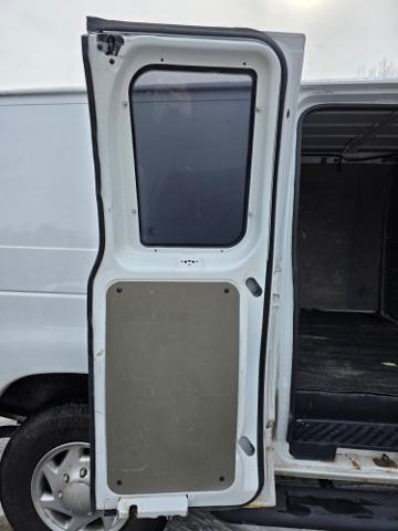 Photo of 2013 White Ford E250