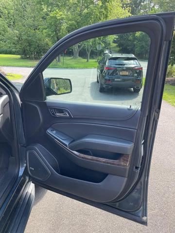 Photo of 2020 Grey Chevrolet Tahoe
