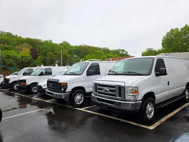 Photo of 2012 White Chevrolet Express 2500