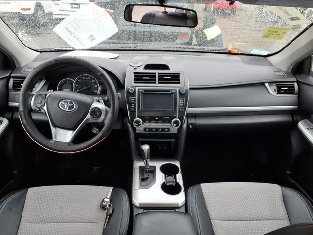 Photo of 2014 Grey Toyota Camry