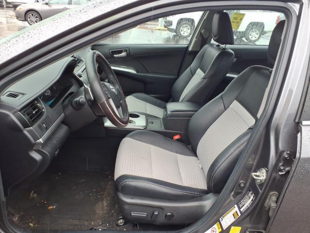 Photo of 2014 Grey Toyota Camry