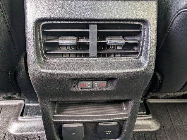 Photo of 2019 Magnetic Ford Edge