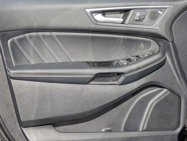 Photo of 2019 Magnetic Ford Edge
