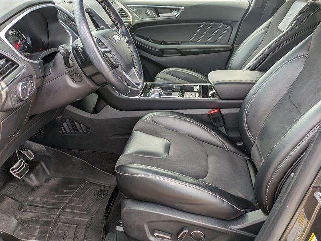 Photo of 2019 Magnetic Ford Edge
