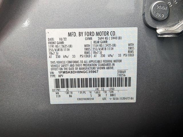 Photo of 2022 Iconic Silver Metallic Ford Explorer