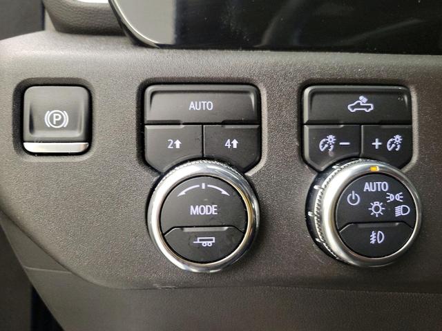 Photo of 2024 Blue GMC Sierra 1500