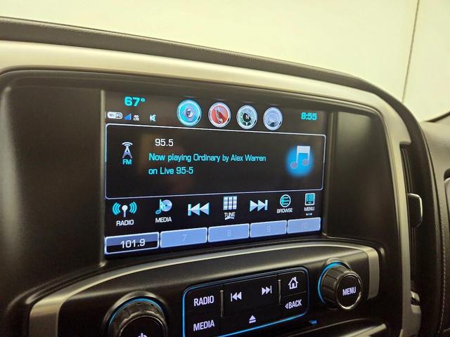 Photo of 2017 White GMC Sierra 1500