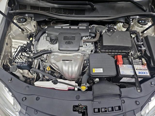 Photo of 2015 Tan Toyota Camry