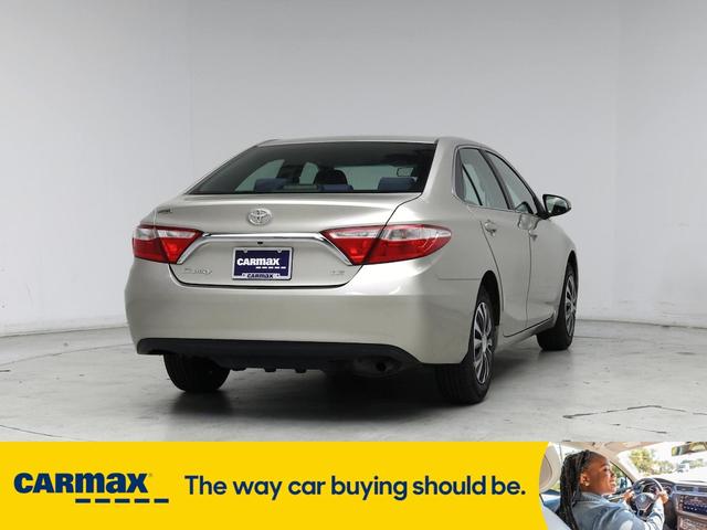 Photo of 2015 Tan Toyota Camry