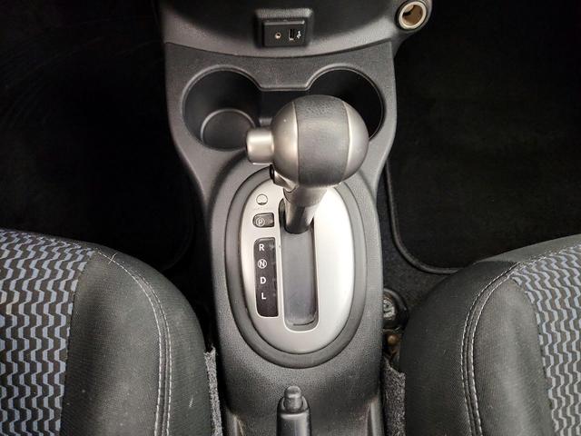 Photo of 2017 White Nissan Versa Note