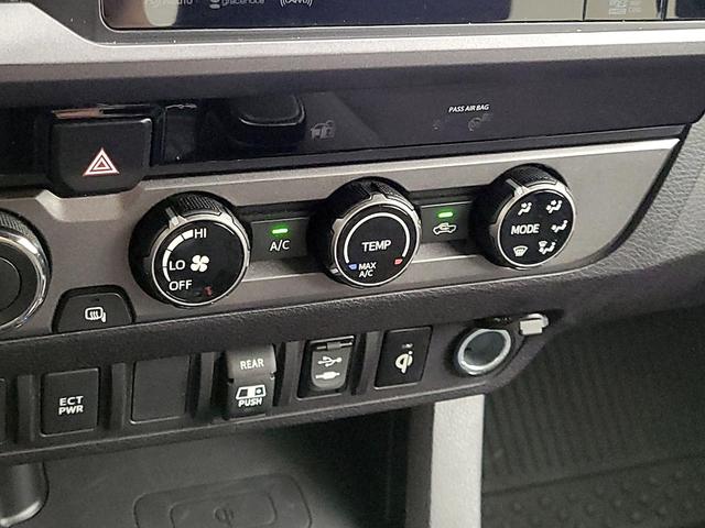 Photo of 2018 Silver Toyota Tacoma