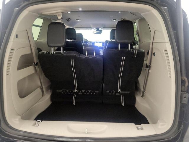 Photo of 2022 Black Chrysler Pacifica