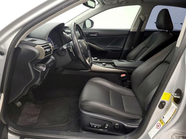 Photo of 2016 Silver Lexus IS 200t