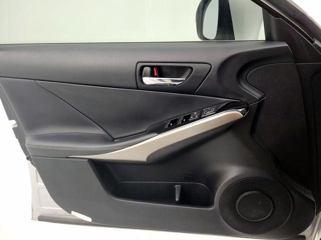 Photo of 2016 Silver Lexus IS 200t