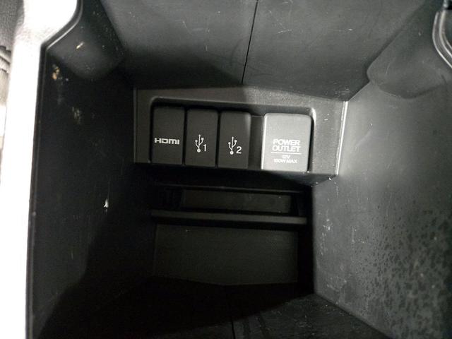 Photo of 2016 Gray Honda CR-V