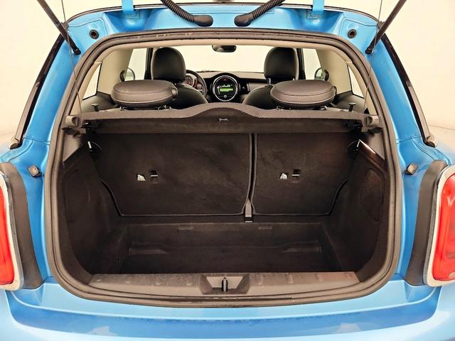 Photo of 2016 Blue MINI Hardtop