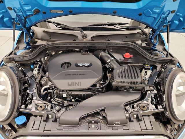 Photo of 2016 Blue MINI Hardtop