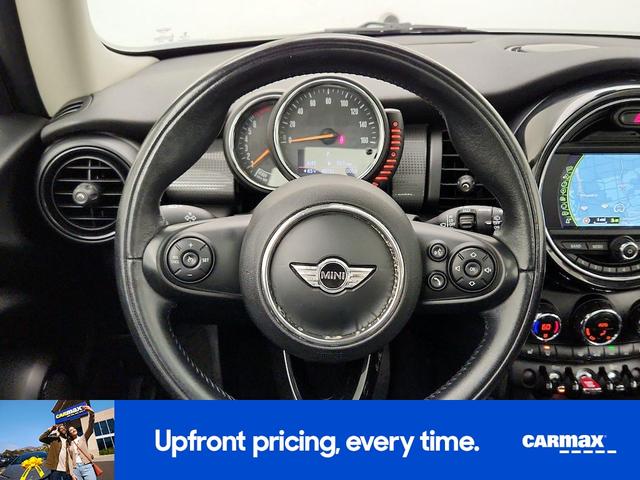 Photo of 2016 Blue MINI Hardtop