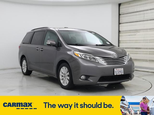 2015 Toyota Sienna