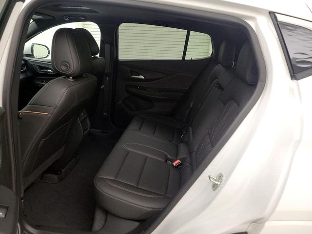 Photo of 2024 White Buick Envista