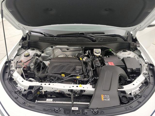Photo of 2024 White Buick Envista