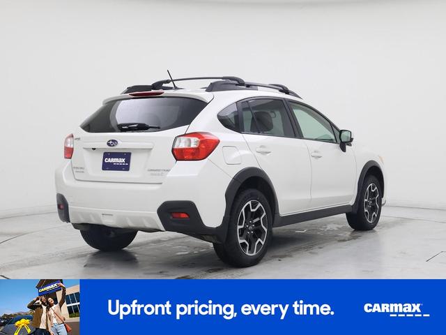 Photo of 2016 White Subaru Crosstrek
