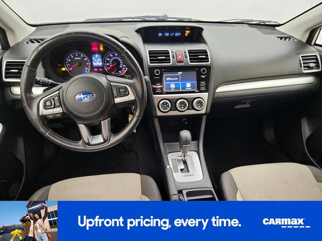 Photo of 2016 White Subaru Crosstrek
