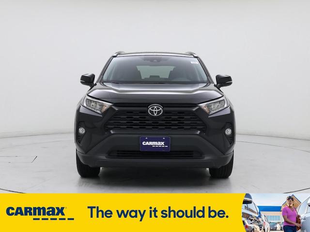 Photo of 2021 Black Toyota RAV4
