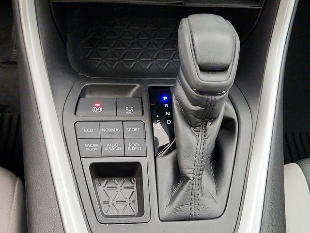 Photo of 2021 Black Toyota RAV4