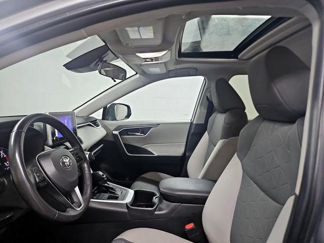 Photo of 2023 Silver Toyota RAV4