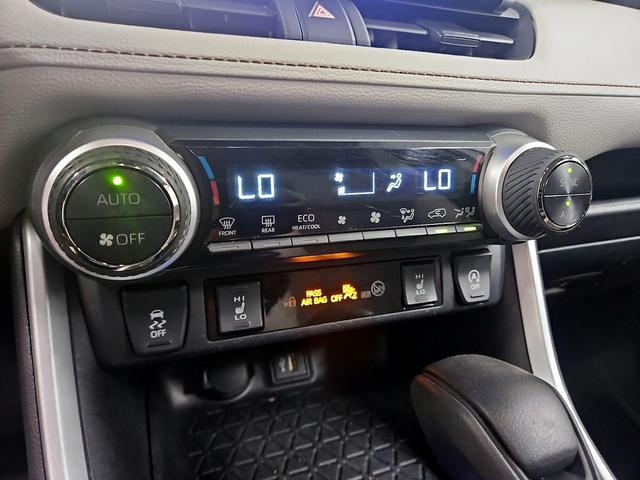 Photo of 2023 Silver Toyota RAV4