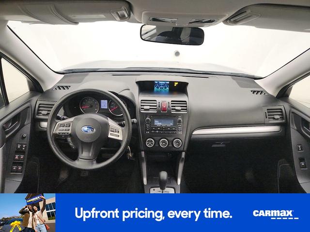 Photo of 2015 Silver Subaru Forester