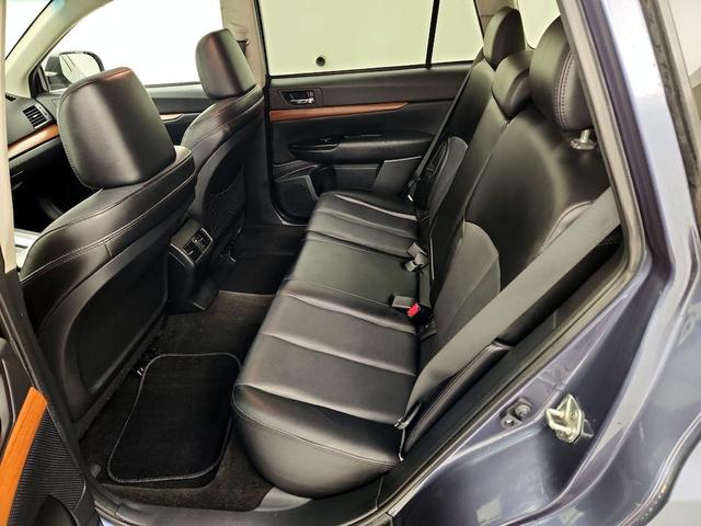 Photo of 2014 Blue Subaru Outback