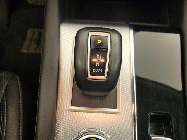 Photo of 2022 Black Mitsubishi Outlander