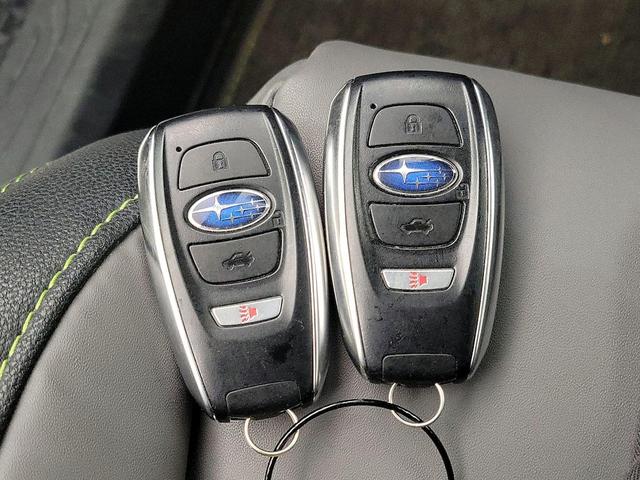 Photo of 2023 White Subaru Outback