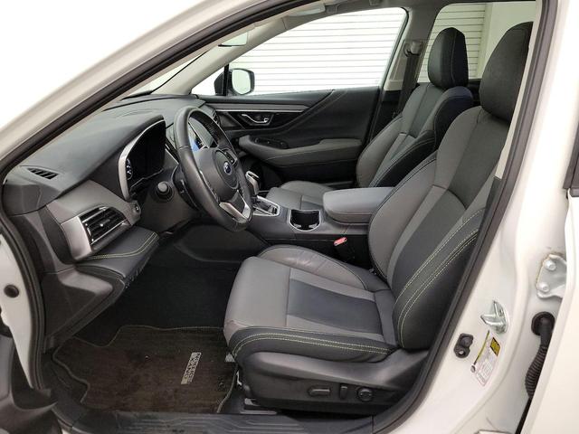 Photo of 2023 White Subaru Outback