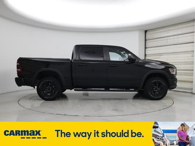 Photo of 2021 Black RAM 1500