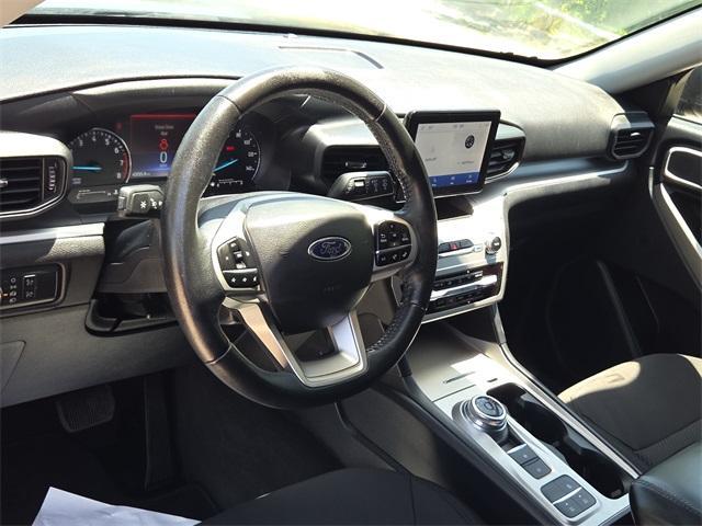 Photo of 2022 Agate Black Metallic Ford Explorer