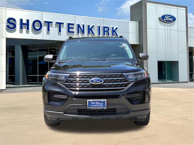 Photo of 2022 Agate Black Metallic Ford Explorer