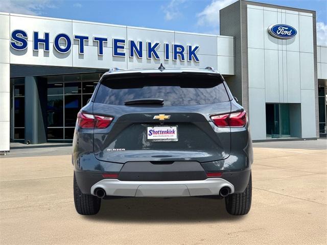 Photo of 2020 Graphite Metallic Chevrolet Blazer