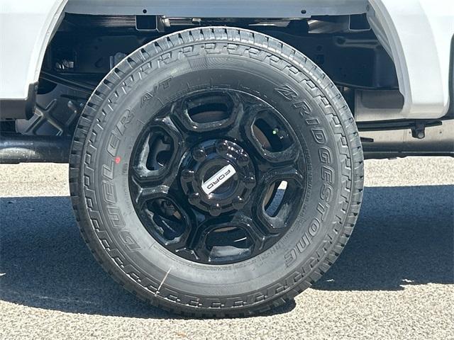 Photo of 2025 Oxford White Ford F-250