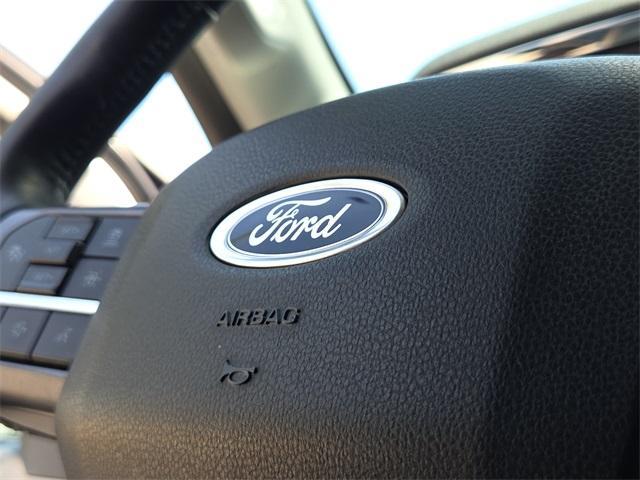 Photo of 2023 Star White Ford F-150