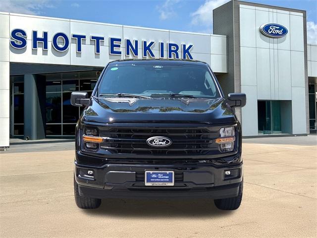 Photo of 2025 Black Metallic Ford F-150