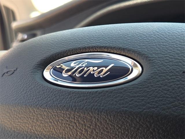 Photo of 2025 Oxford White Ford Transit-250