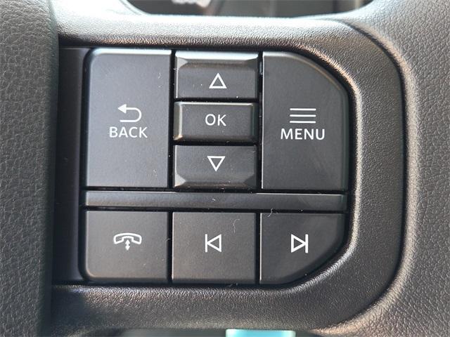 Photo of 2025 Oxford White Ford F-350