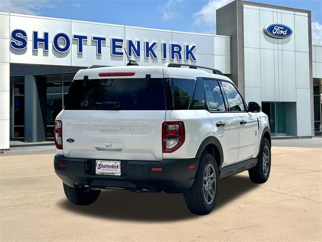 Photo of 2025 Oxford White Ford Bronco Sport