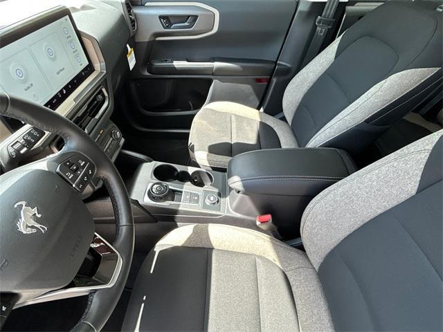 Photo of 2025 Oxford White Ford Bronco Sport
