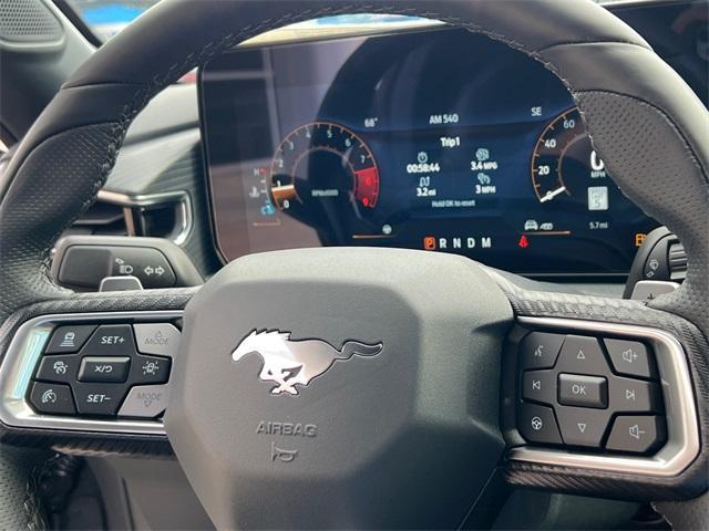 Photo of 2025 Gray Metallic Ford Mustang