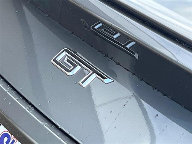 Photo of 2025 Gray Metallic Ford Mustang